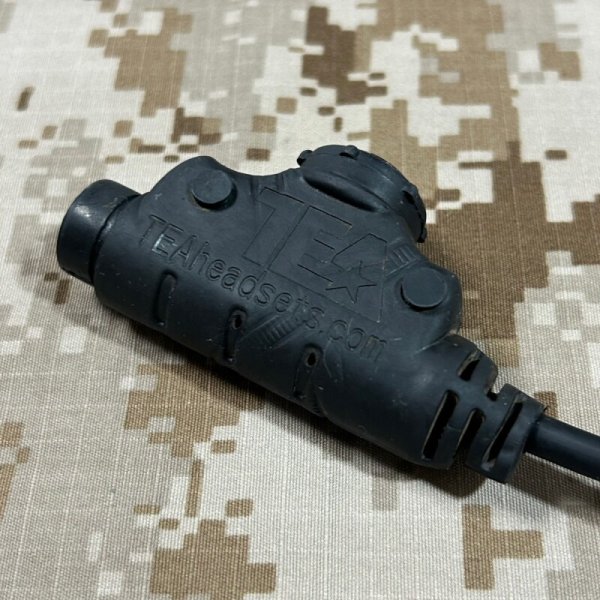 画像2: 実物 TEA U94/Mk6 PTT スイッチ　防水10pinコネクター