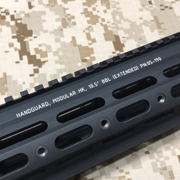 実物 Geissele 10.5 SMR HK BLACK (HK416, MR556) 専用レールパネル付き - BLACK LINE