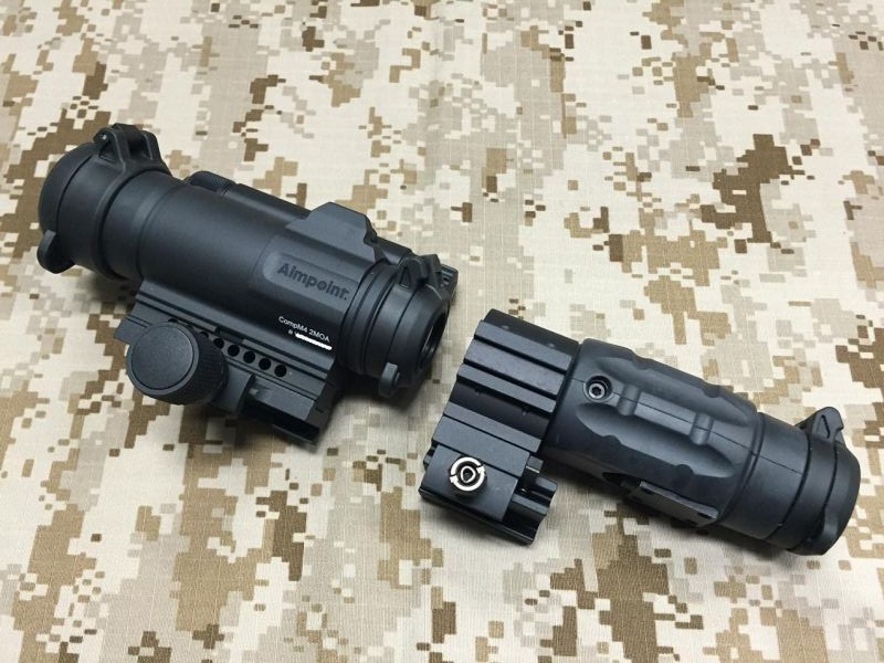 実物官給品 Aimpoint COMP M4 / 3X magnifire UK MOD（SAS）ドット