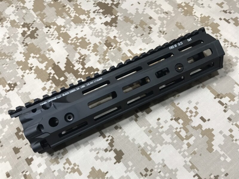 実物 daniel defense RIS3 レールハンドガード 9.5インチ BLACK - BLACK LINE